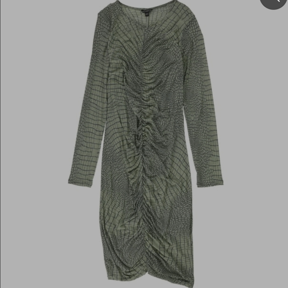 Guess Elegant Green Patterned Dress 🌺 - Picture 2 of 5